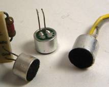 20060908024508!Electret_condenser_microphone_capsules.jpg